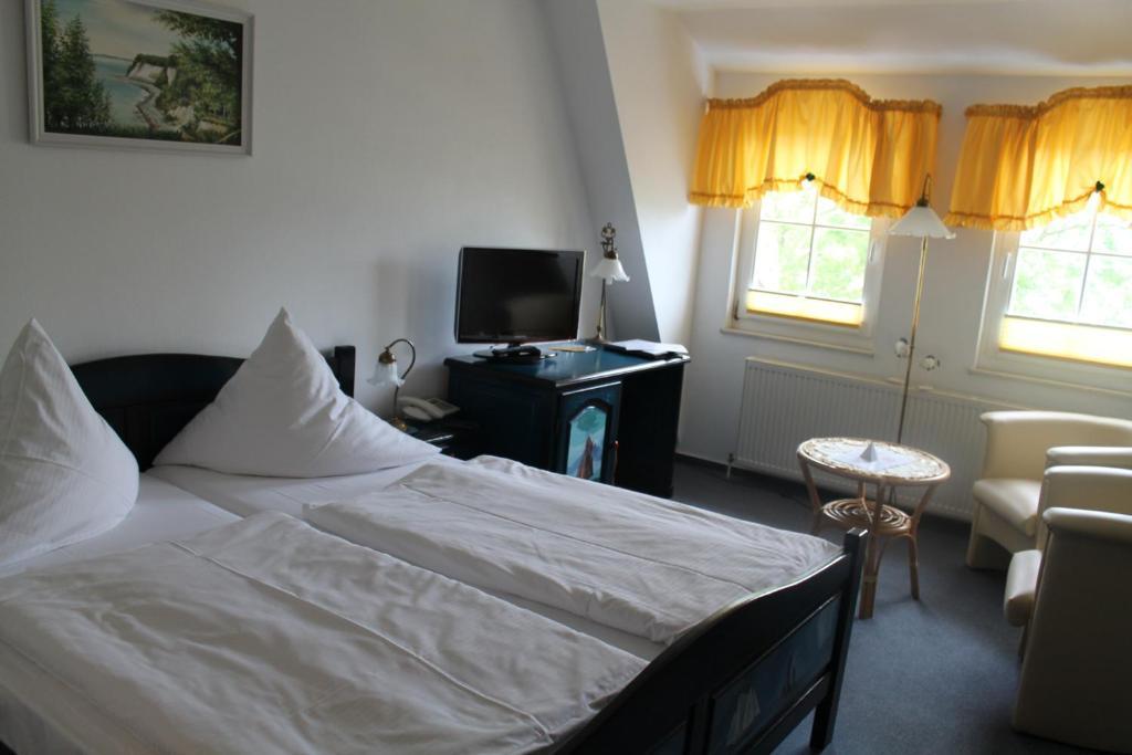 Hotel Gastmahl Des Meeres ザスニッツ エクステリア 写真