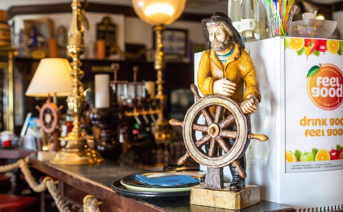 Hotel Gastmahl Des Meeres ザスニッツ エクステリア 写真